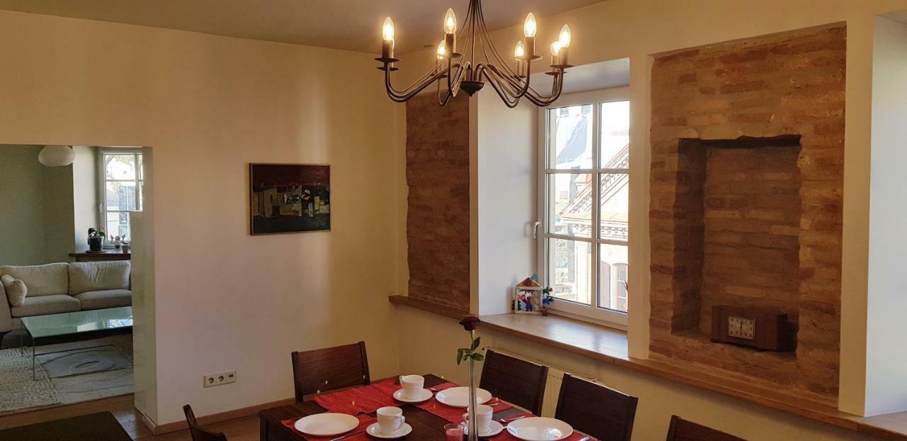 Exceptional Uzupis Bridge 3 Bedroom Apartment Wilna Exterior foto