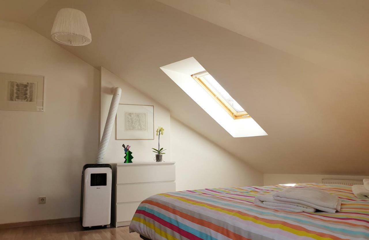 Exceptional Uzupis Bridge 3 Bedroom Apartment Wilna Exterior foto
