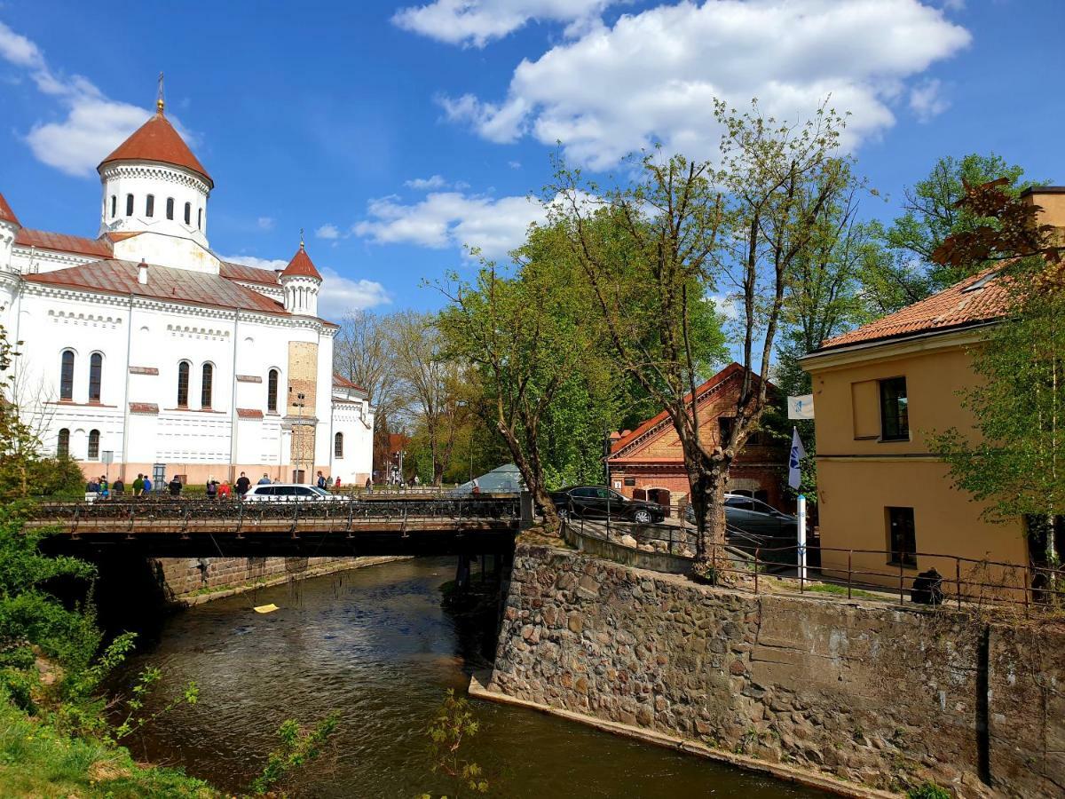Exceptional Uzupis Bridge 3 Bedroom Apartment Wilna Exterior foto